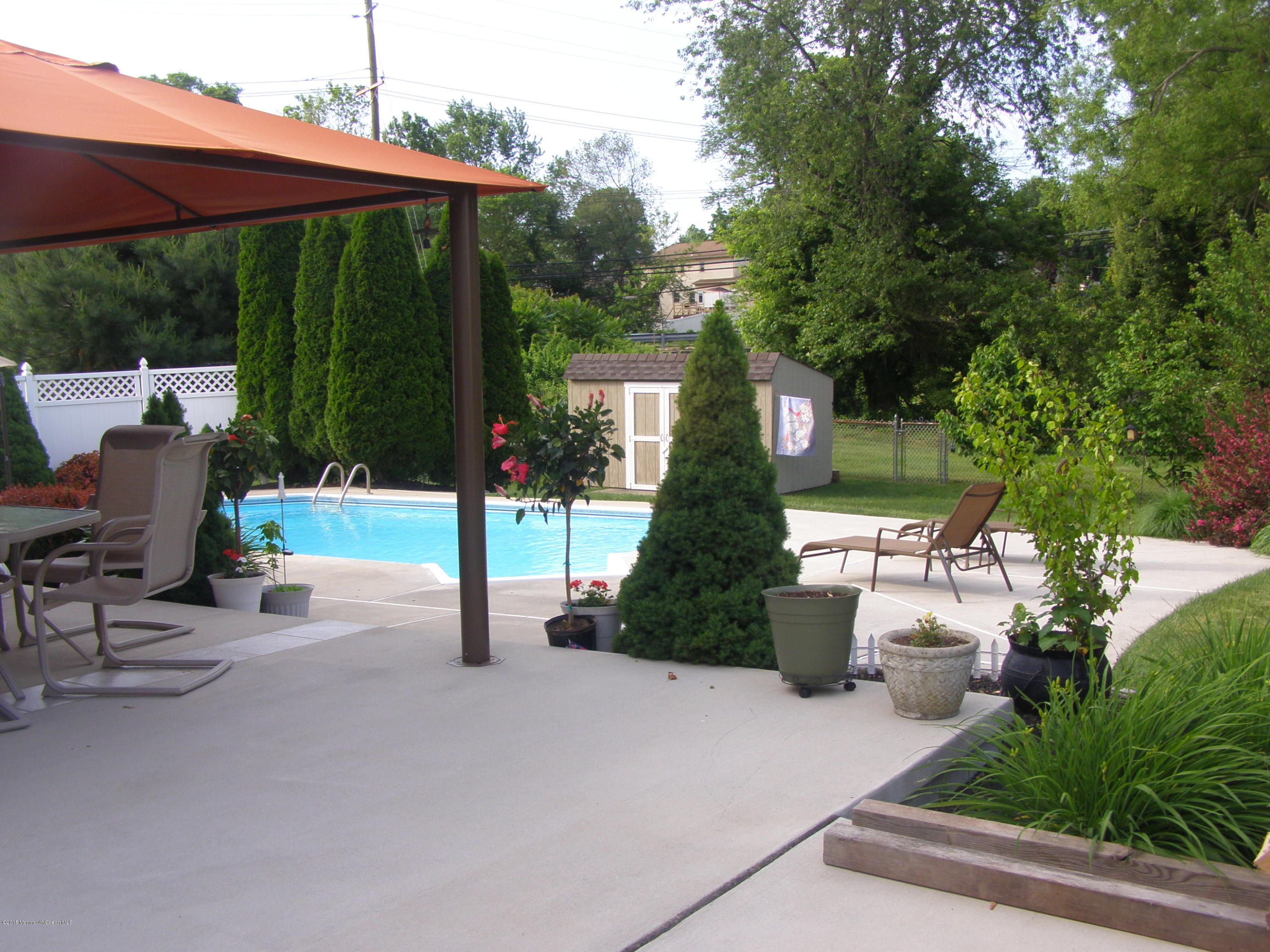 489 Flock Road Trenton, NJ 08619 - Photo 4 of 33 P5302118