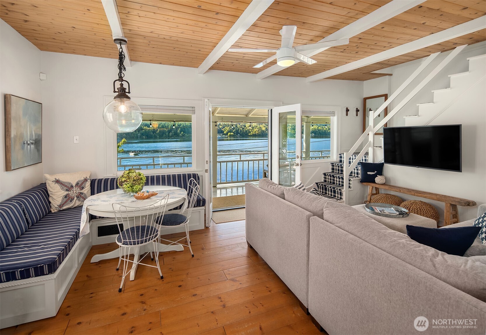 27704 Manzanita Beach Road Southwest Vashon, WA 98070 - Photo 11 of 38