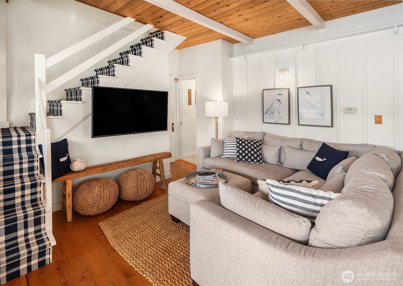 27704 Manzanita Beach Road Southwest Vashon, WA 98070 - Photo 14 of 38