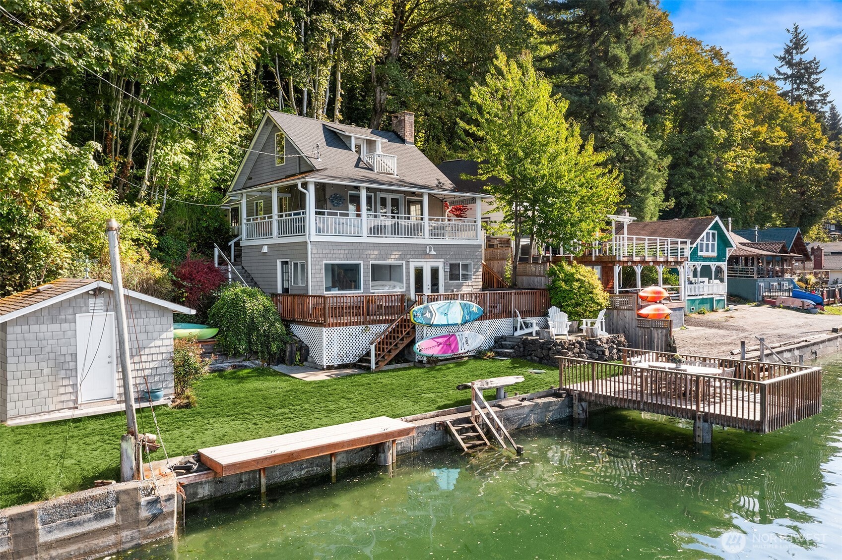 27704 Manzanita Beach Road Southwest Vashon, WA 98070 - Photo 2 of 38