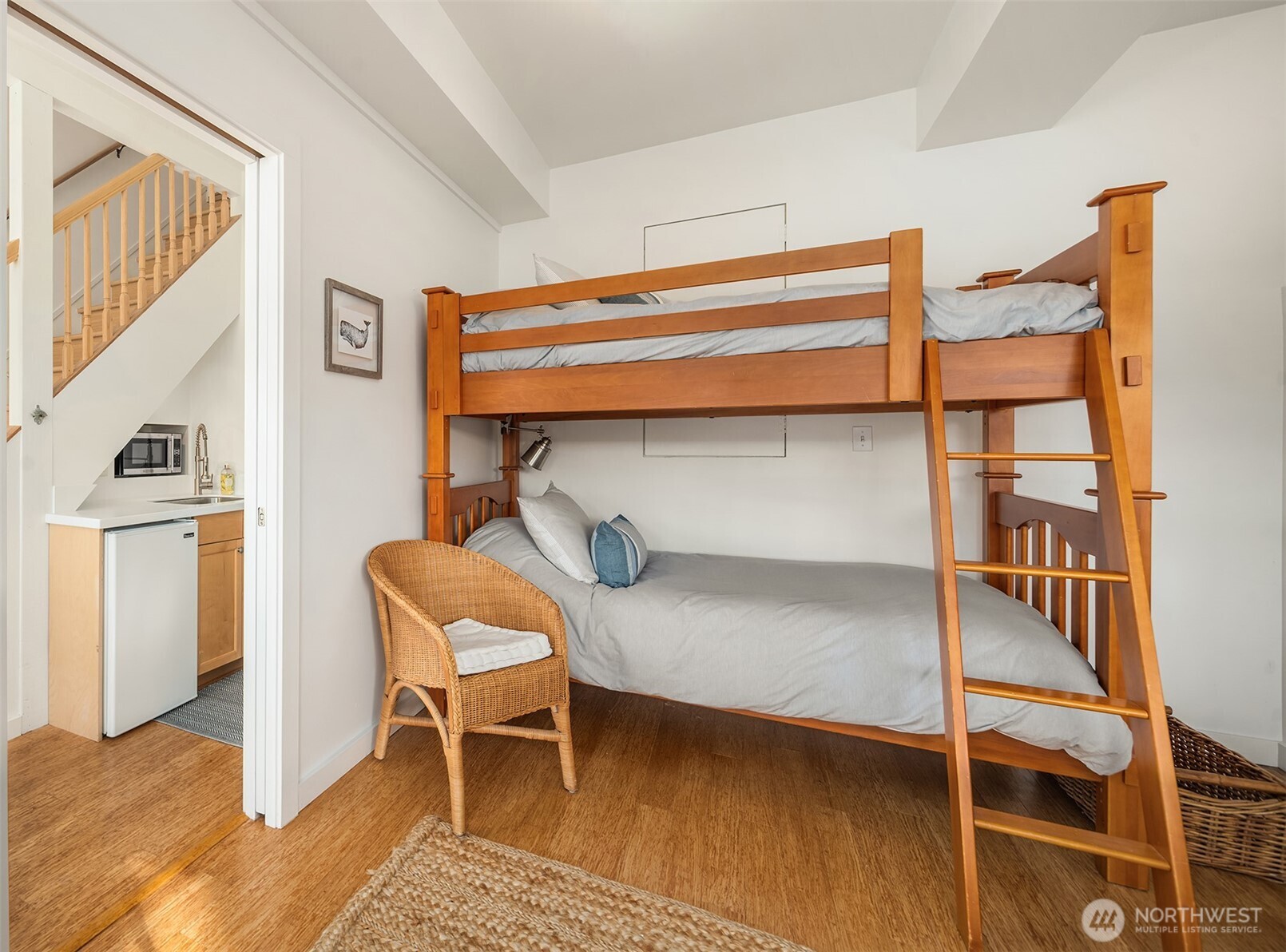 27704 Manzanita Beach Road Southwest Vashon, WA 98070 - Photo 26 of 38