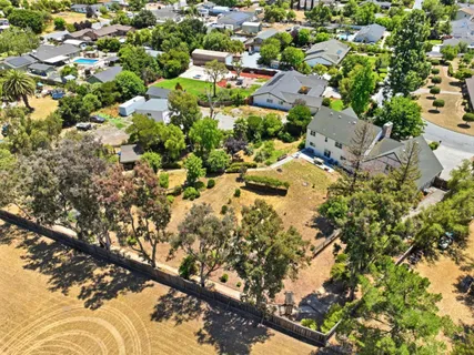 $999,000 | 130 Sunrise Drive, Hollister, CA 95023