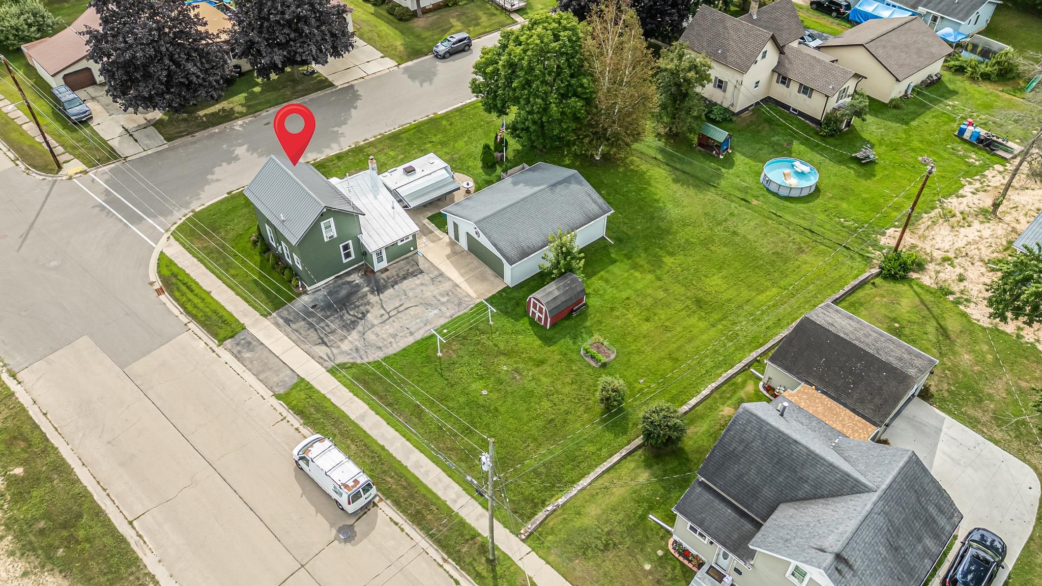 333 Lyons Street New London, WI 54961 - Photo 25 of 40 Gallery Image 25