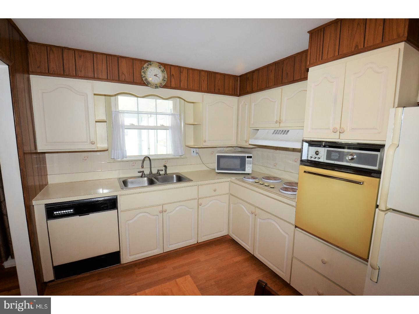 1030 Sparrow Road Audubon, PA 19403 - Photo 8 of 19 Gallery Image 8