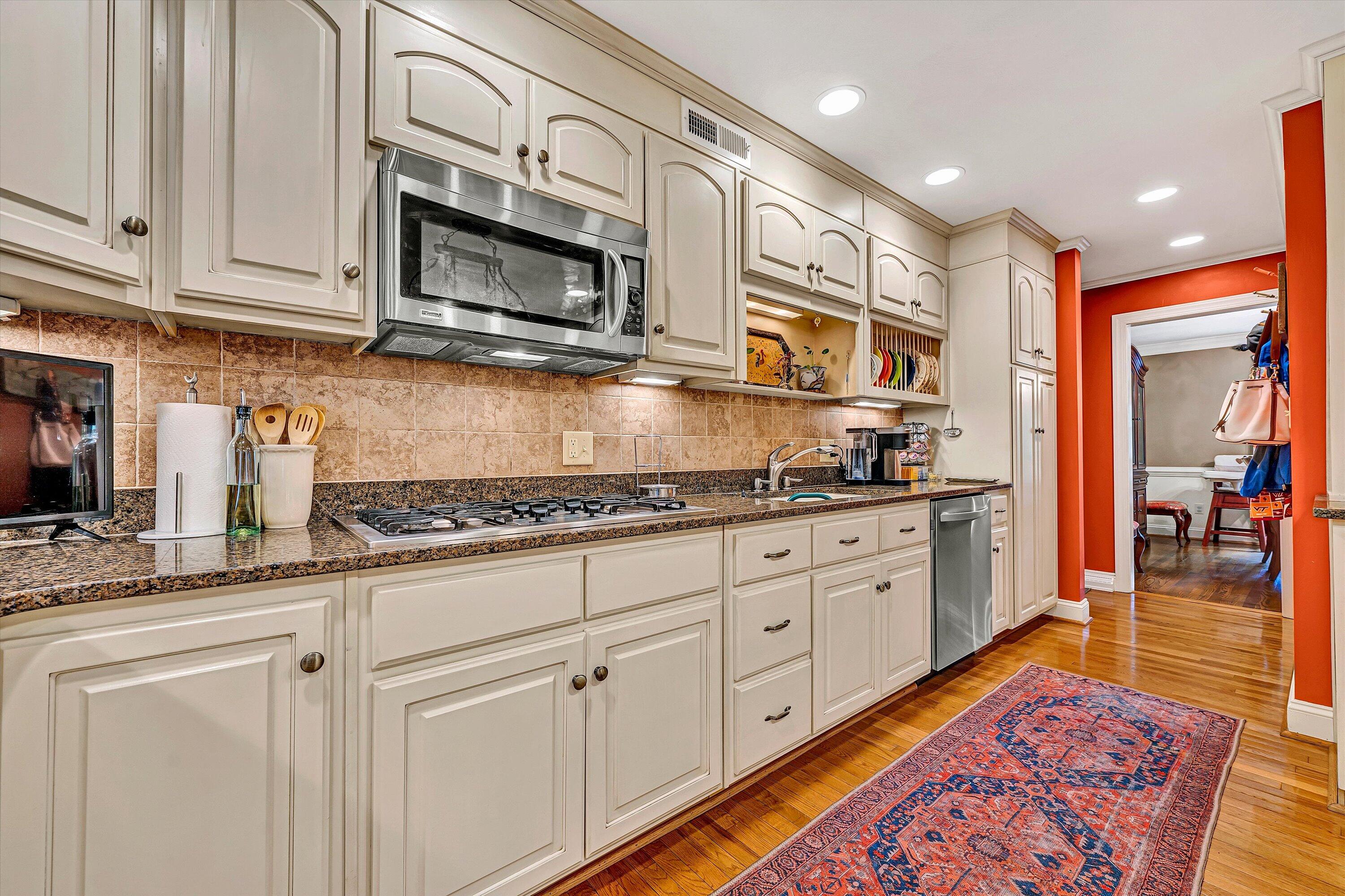 714 Wildwood Road Southwest Roanoke, VA 24014 - Photo 14 of 62 15-SGP-05583