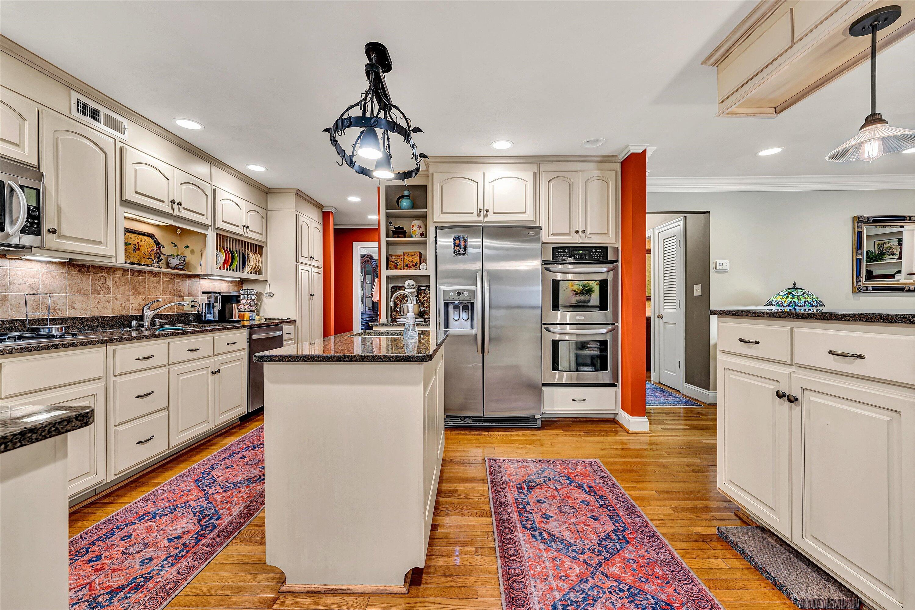 714 Wildwood Road Southwest Roanoke, VA 24014 - Photo 15 of 62 16-SGP-05586