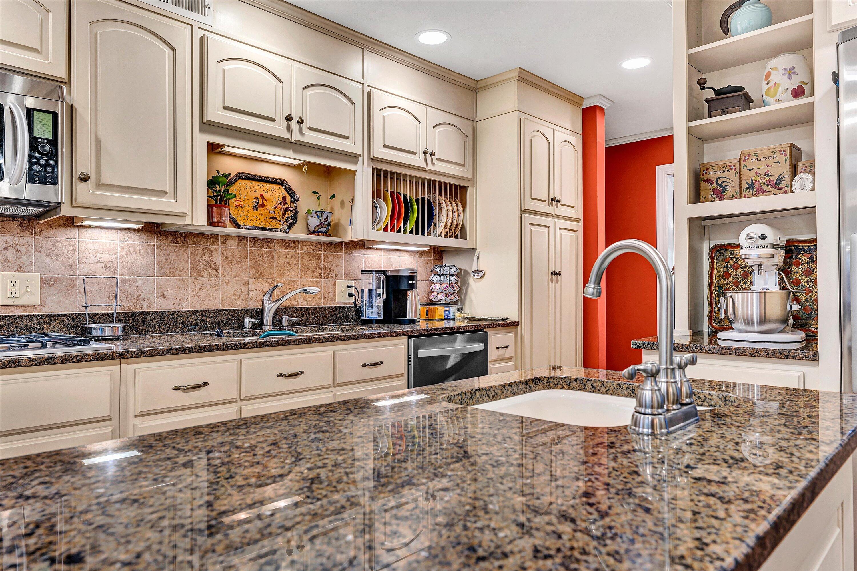 714 Wildwood Road Southwest Roanoke, VA 24014 - Photo 16 of 62 17-SGP-05589