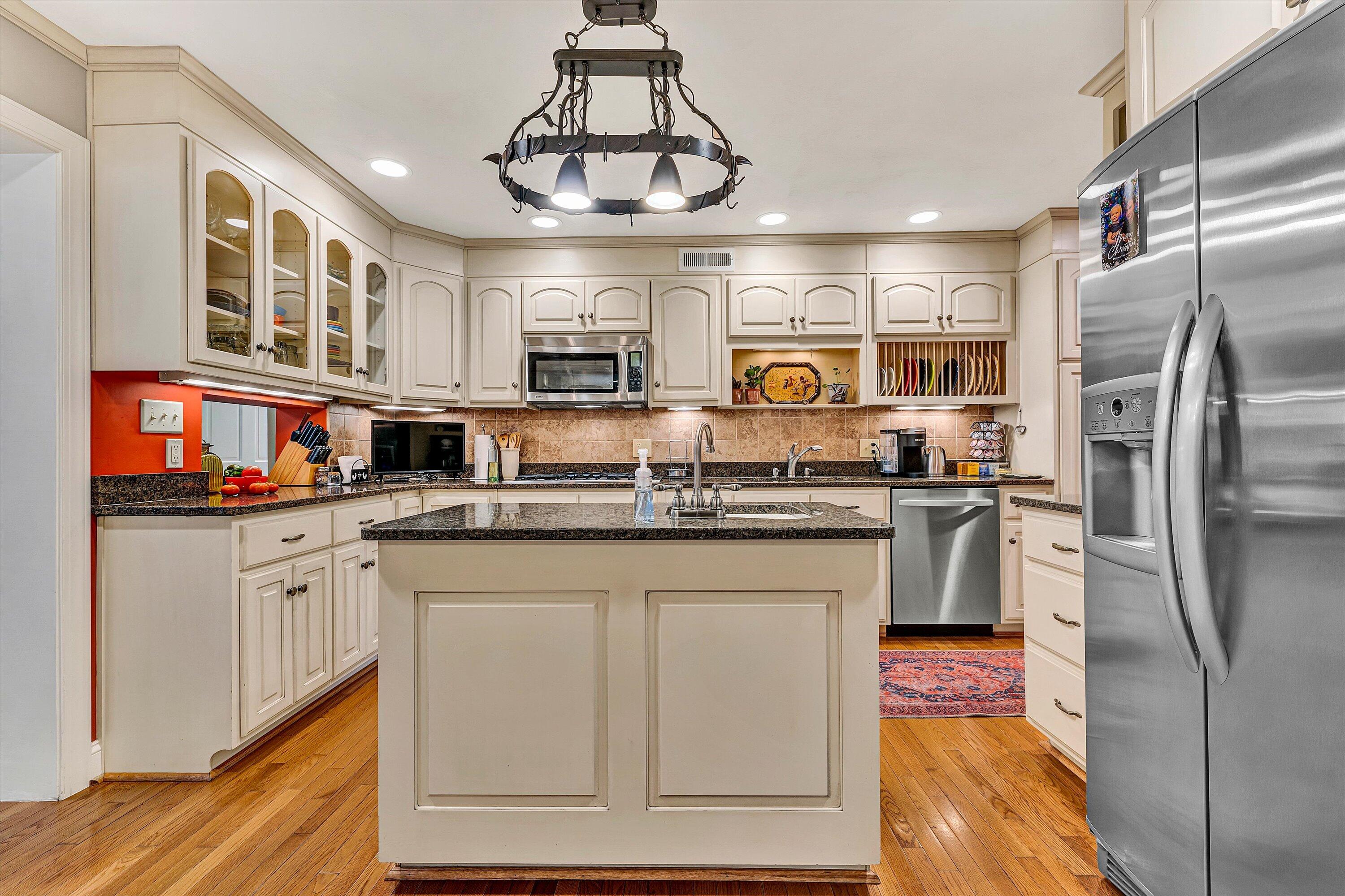 714 Wildwood Road Southwest Roanoke, VA 24014 - Photo 19 of 62 20-SGP-05598