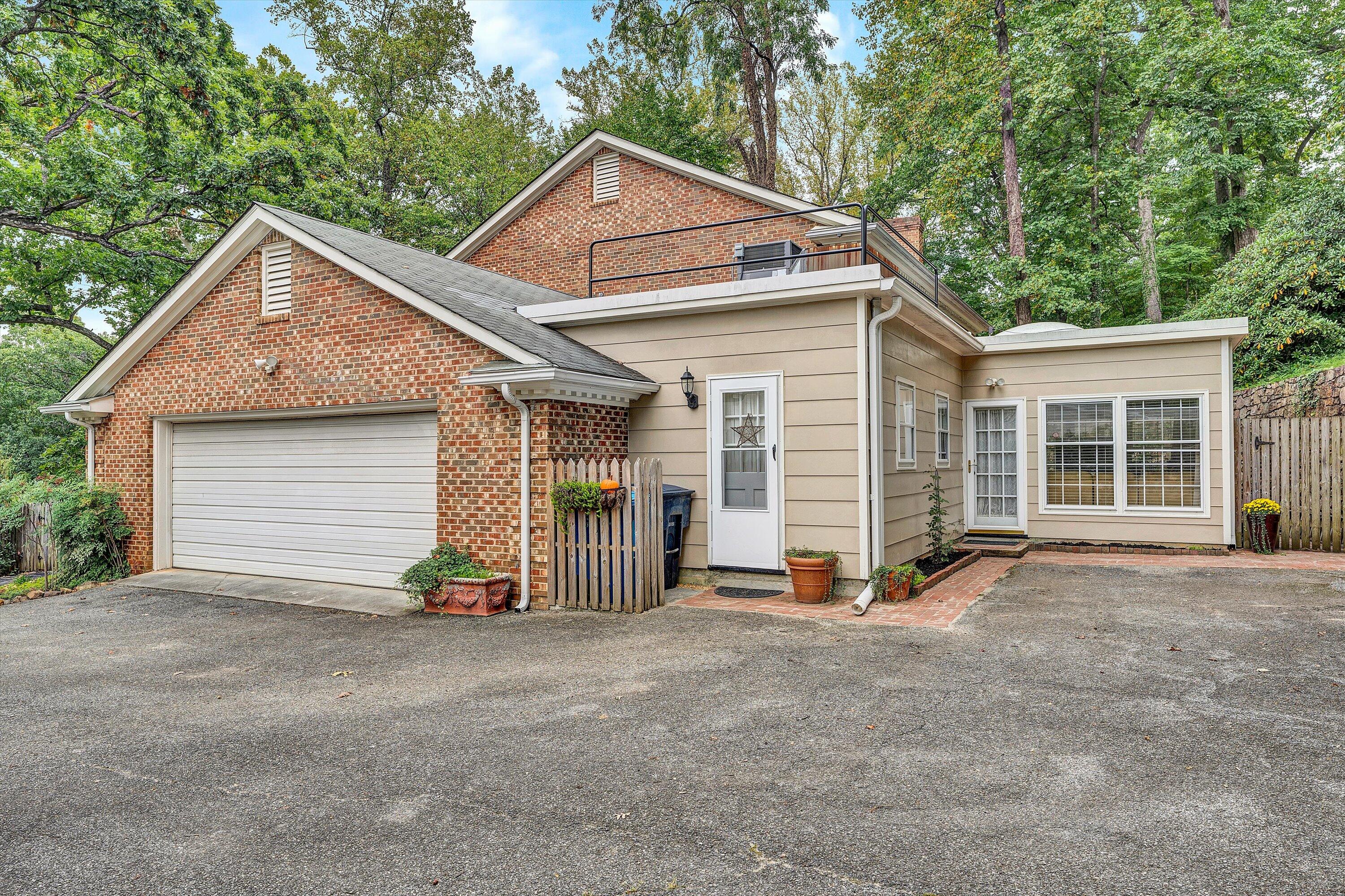 714 Wildwood Road Southwest Roanoke, VA 24014 - Photo 3 of 62 63-SGP-05742