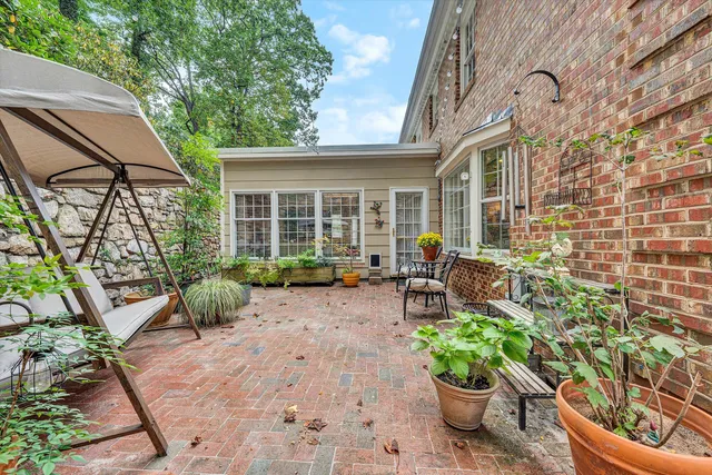 $589,000 | 714 Wildwood Road Southwest, Roanoke, VA 24014