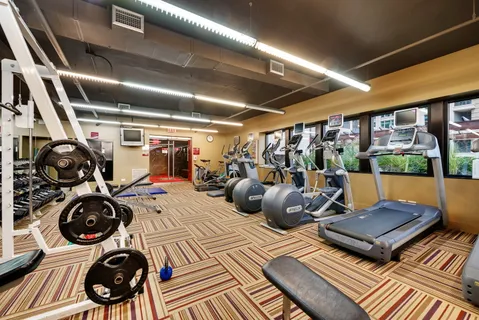 $2,550 | 30 East Huron Street, Unit 3105, Chicago, IL 60611