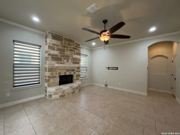 $2,495 | 5921 Whitby Road, Unit 102, San Antonio, TX 78240