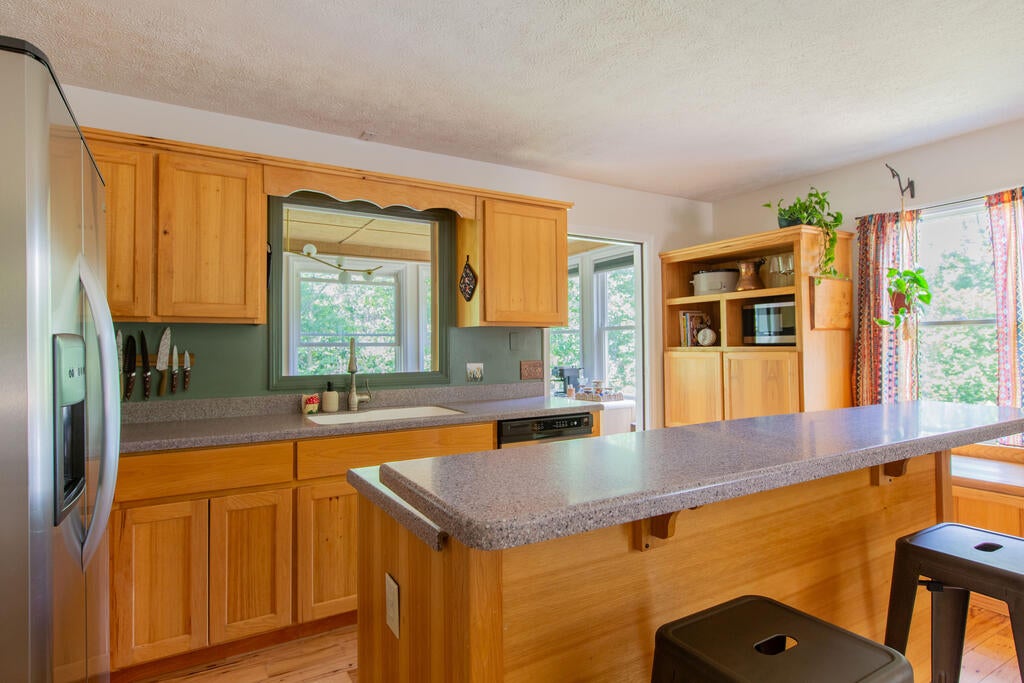 396 Kinzer Road Hillsville, VA 24343 - Photo 10 of 75 Gallery Image 10