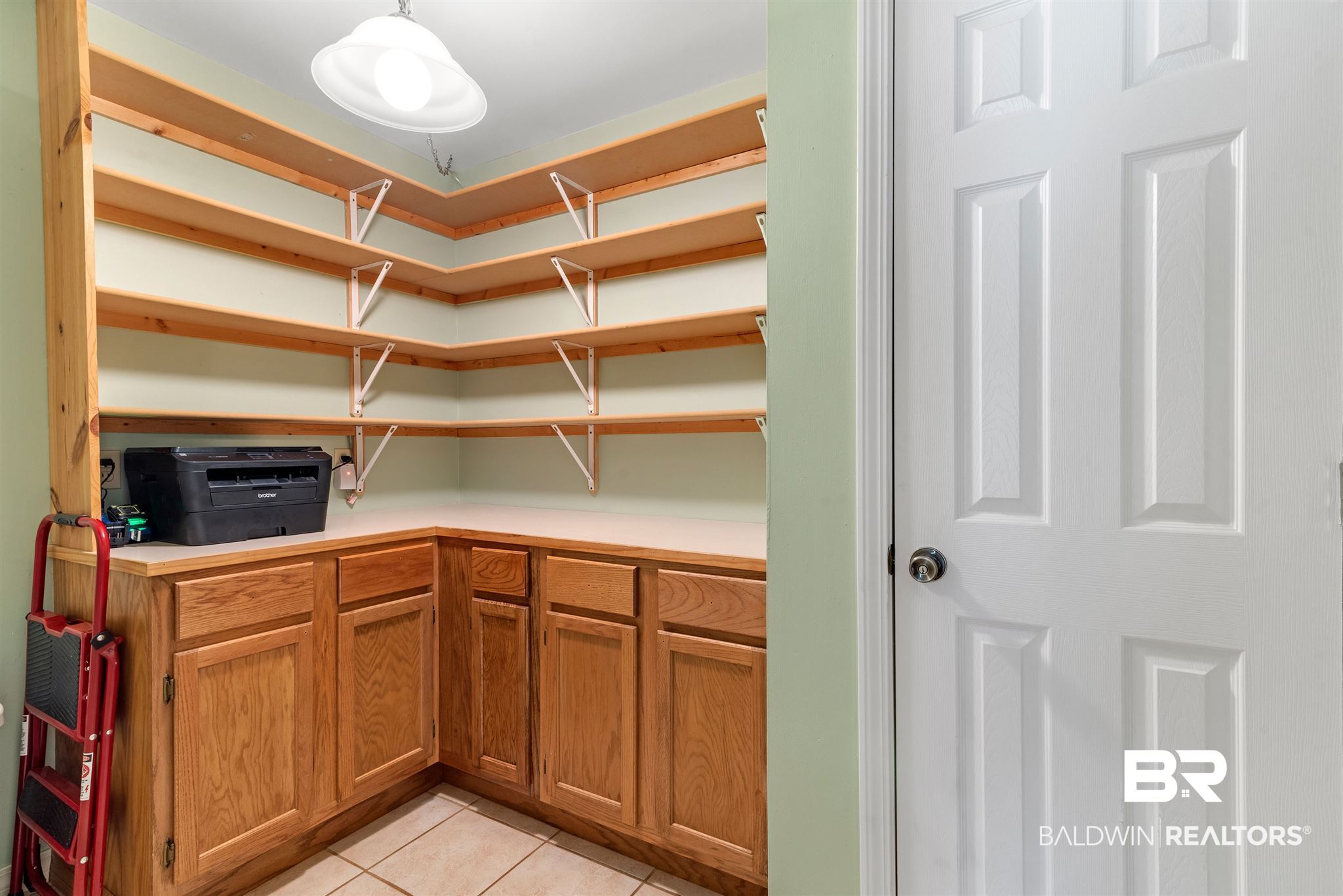 13101 Lipscomb Road Foley, AL 36535 - Photo 23 of 50 BUTLER PANTRY