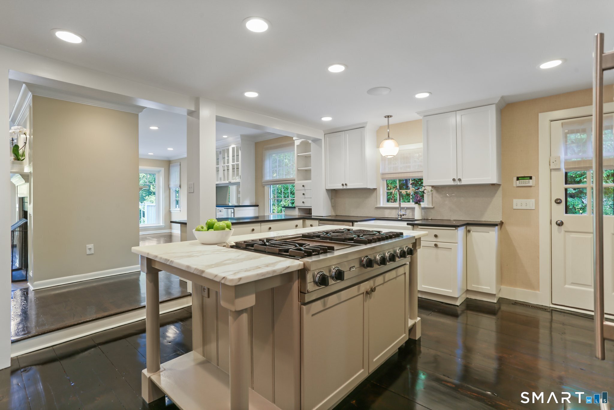 890 Silvermine Road New Canaan, CT 06840 - Photo 6 of 30 Updated modern kitchen
