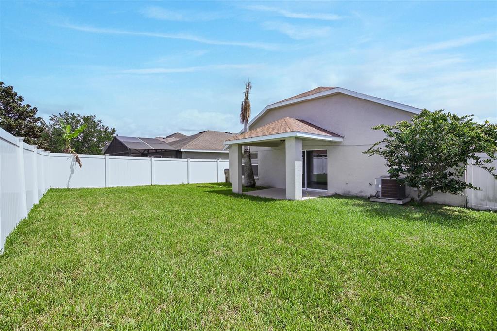 2709 Lucas Lakes Lane Kissimmee, FL 34744 - Photo 33 of 34