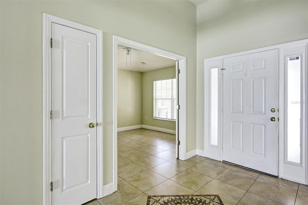 2709 Lucas Lakes Lane Kissimmee, FL 34744 - Photo 10 of 34
