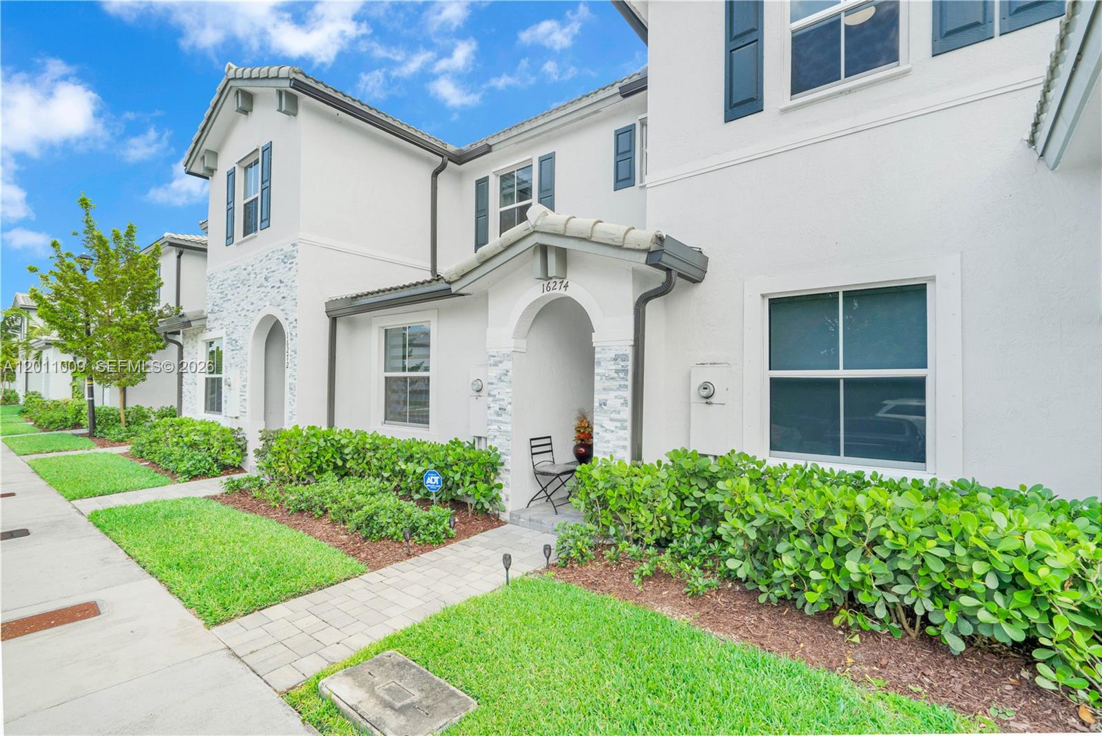 16274 Southwest 291st Street Homestead, FL 33033 - Photo 2 of 33