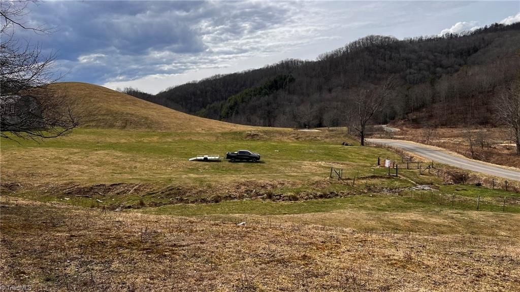 1266 Flatwoods School Road Creston, NC 28615 - Photo 25 of 41