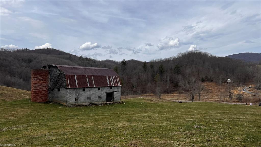 1266 Flatwoods School Road Creston, NC 28615 - Photo 32 of 41