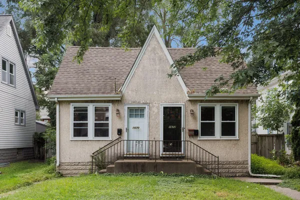 $1,999 | 1672 Randolph Avenue, St. Paul, MN 55105