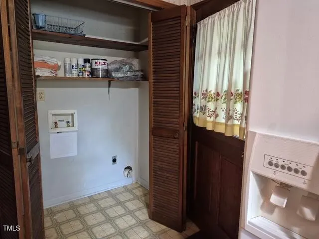 a view of an entryway