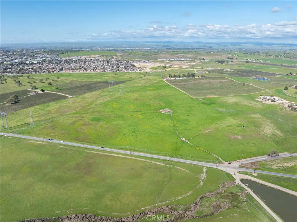 0 Creston Paso Robles, CA 93446 - Photo 12 of 29 a view of a tennis court