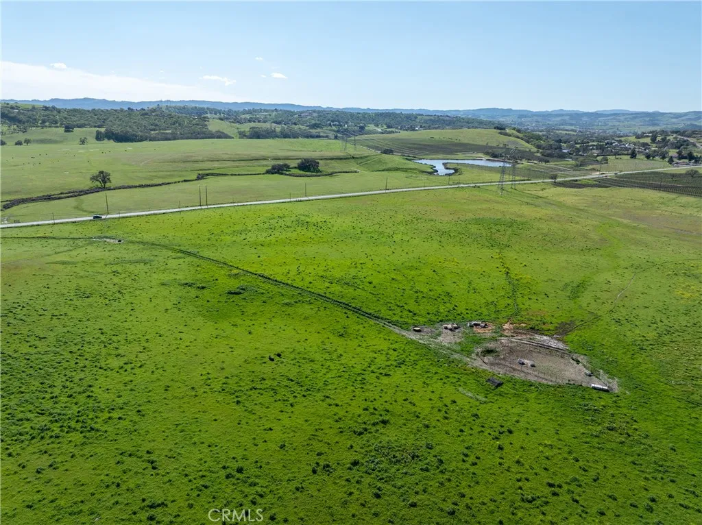 0 Creston Paso Robles, CA 93446 - Photo 20 of 29 a view of a field with an ocean