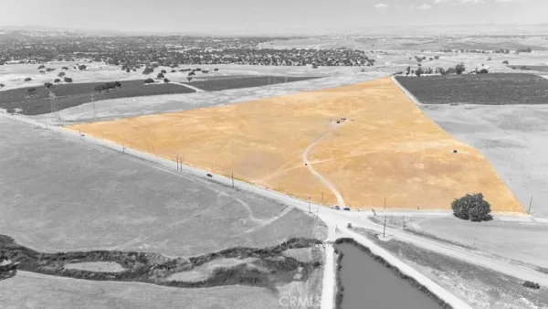 a view of a swimming pool