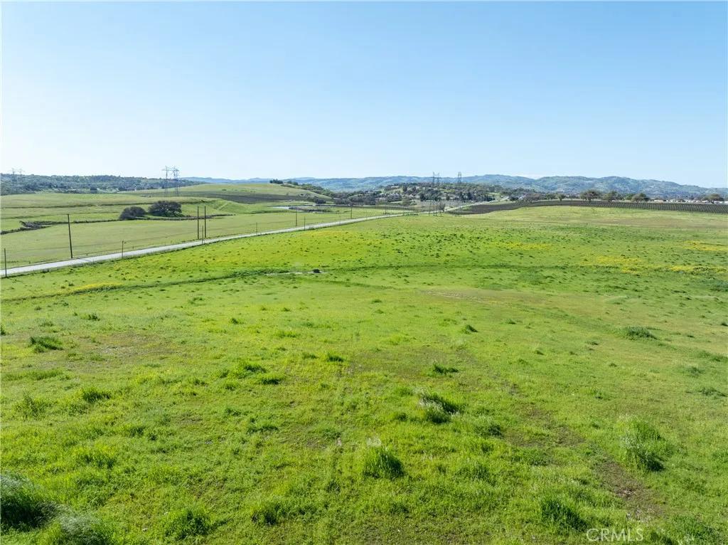 0 Creston Paso Robles, CA 93446 - Photo 5 of 29 a view of a large body of water with a lawn