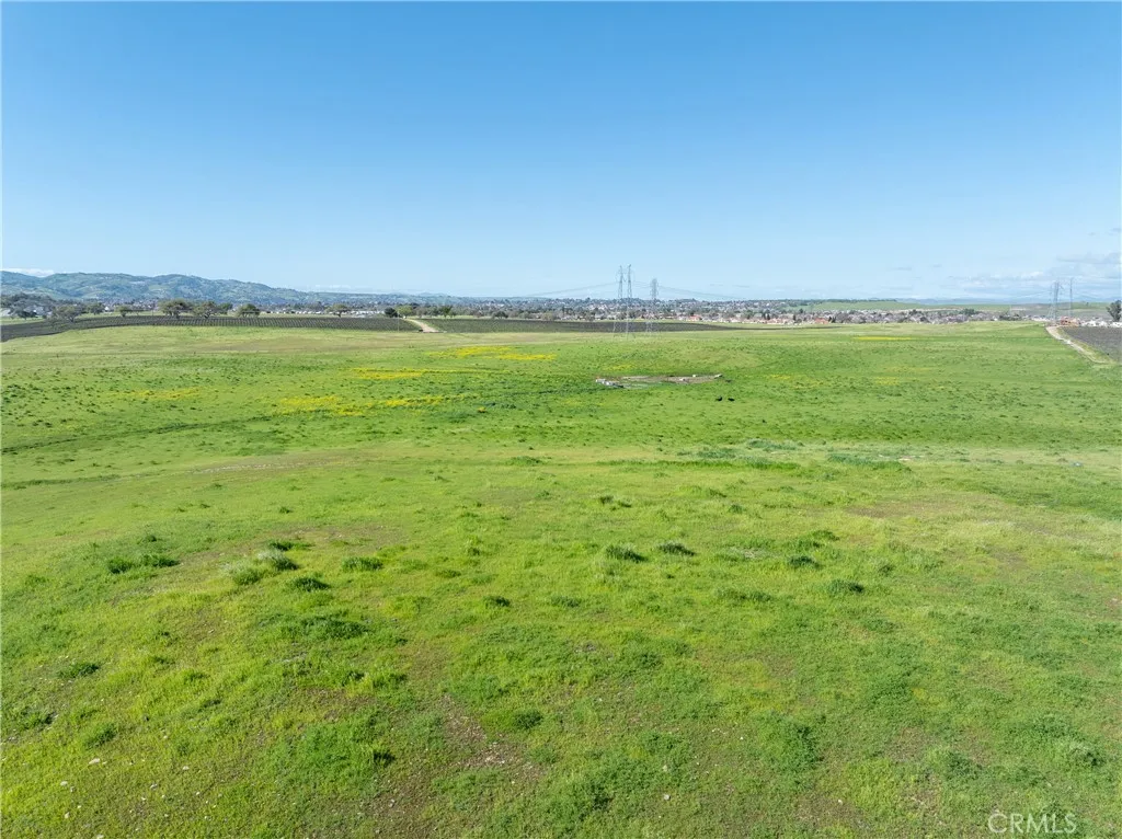 0 Creston Paso Robles, CA 93446 - Photo 9 of 29 a view of an ocean