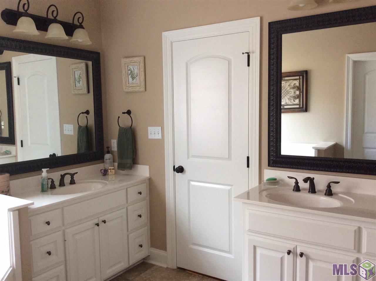6557 Cross Gate Drive Baton Rouge, LA 70817 - Photo 10 of 15 Gallery Image 10