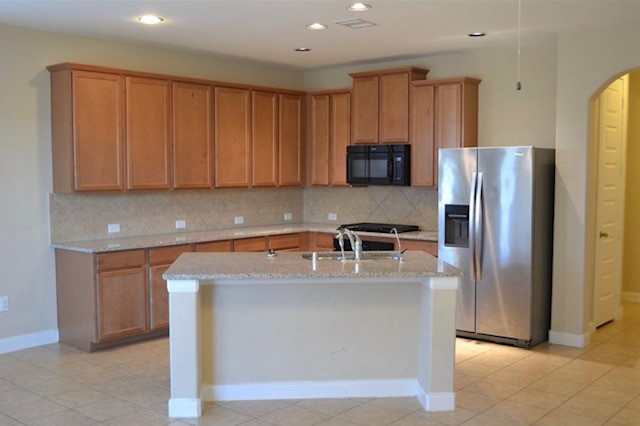 2014 Hughes Ranch Road Pearland, TX 77089 - Photo 3 of 12