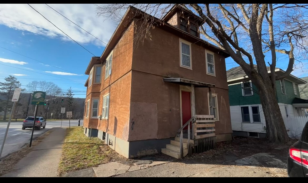 528 Chenango Street Binghamton, NY 13901 - Photo 3 of 26