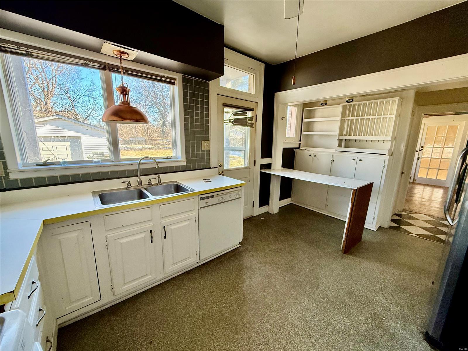 1011 Main Street Alton, IL 62002 - Photo 10 of 18