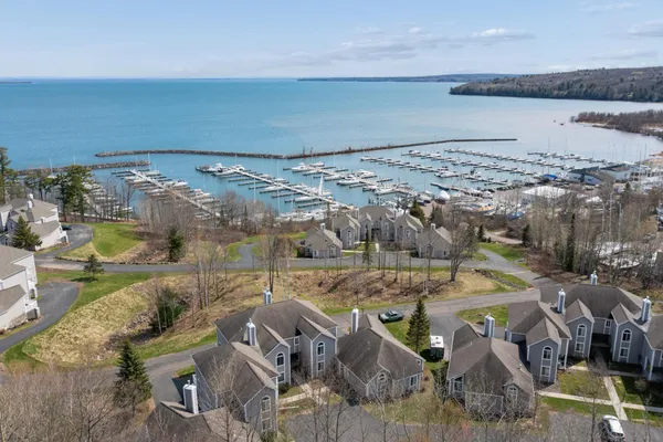 $459,000 | 34590 Bay View Road, Unit 801, Bayfield, WI 54814