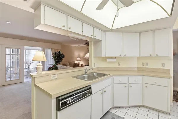 $215,900 | 6022 West Dorset Drive, Crystal River, FL 34429