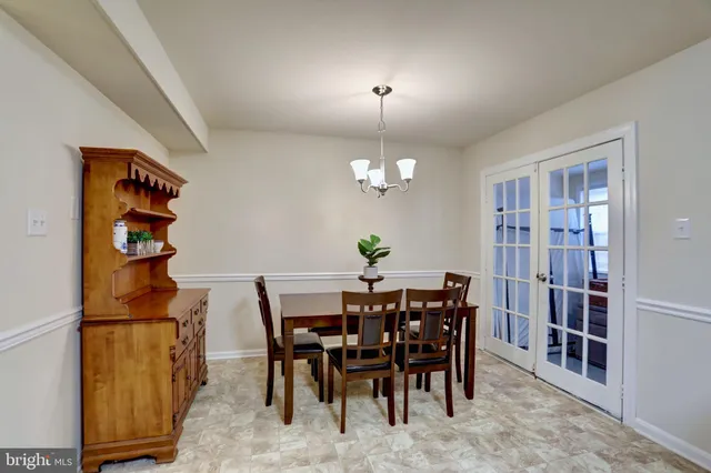 $369,000 | 4519 Appledale Court, Marshall, VA 20115