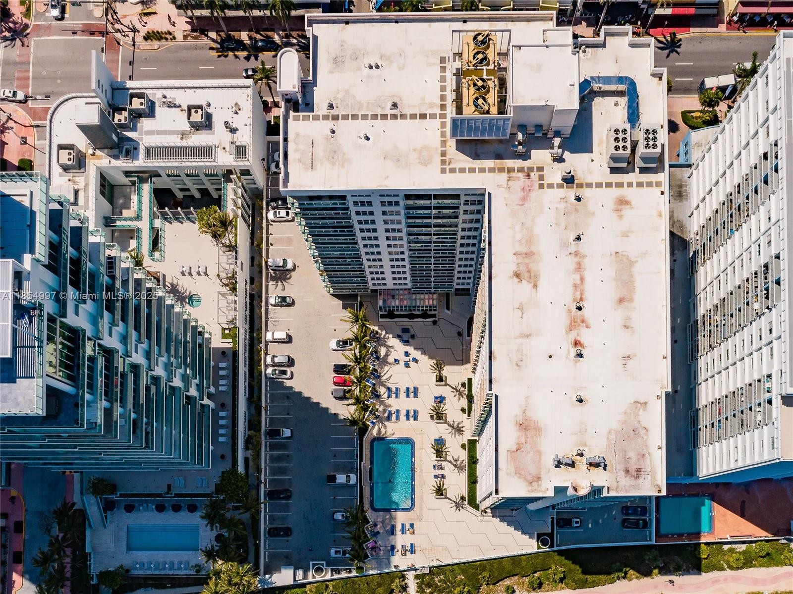 6917 Collins Avenue, Unit 408 Miami Beach, FL 33141 - Photo 32 of 39