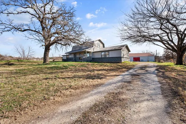 $675,000 | 443 County Road 3799, Springtown, TX 76082