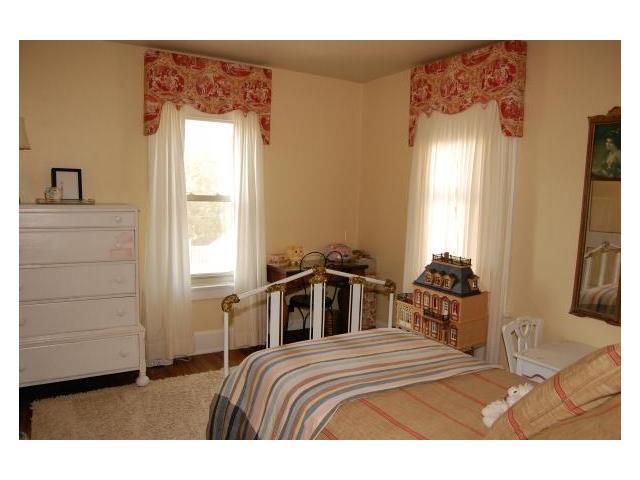 391 Tibet Road Columbus, OH 43202 - Photo 9 of 15