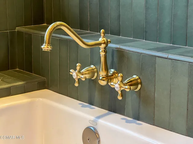 $6,995 | 5630 Hurford Court, Agoura Hills, CA 91301