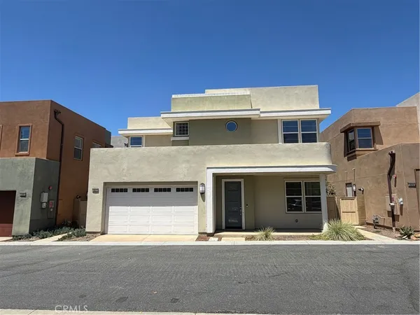 $4,900 | 802 Beacon, Irvine, CA 92618