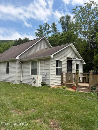 $95,000 | 944 West Short Mountain Road, Sneedville, TN 37869