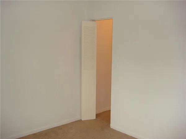 $1,950 | 770 Southeast 2nd Avenue, Unit 105F, Deerfield Beach, FL 33441