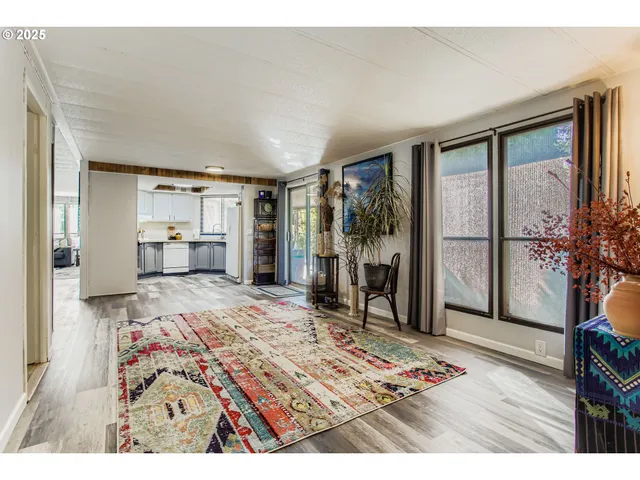 $89,900 | 17091 Southwest Eldorado Drive, Tigard, OR 97224