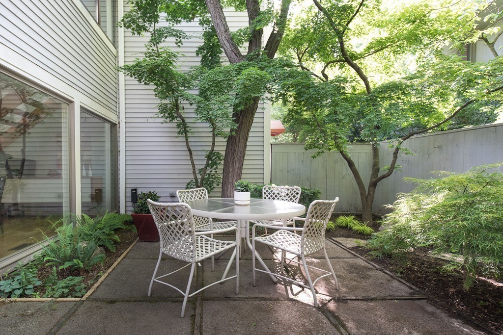 64 Grozier Road, Unit 64 Cambridge, MA 02138 - Photo 18 of 22 Gallery Image 18