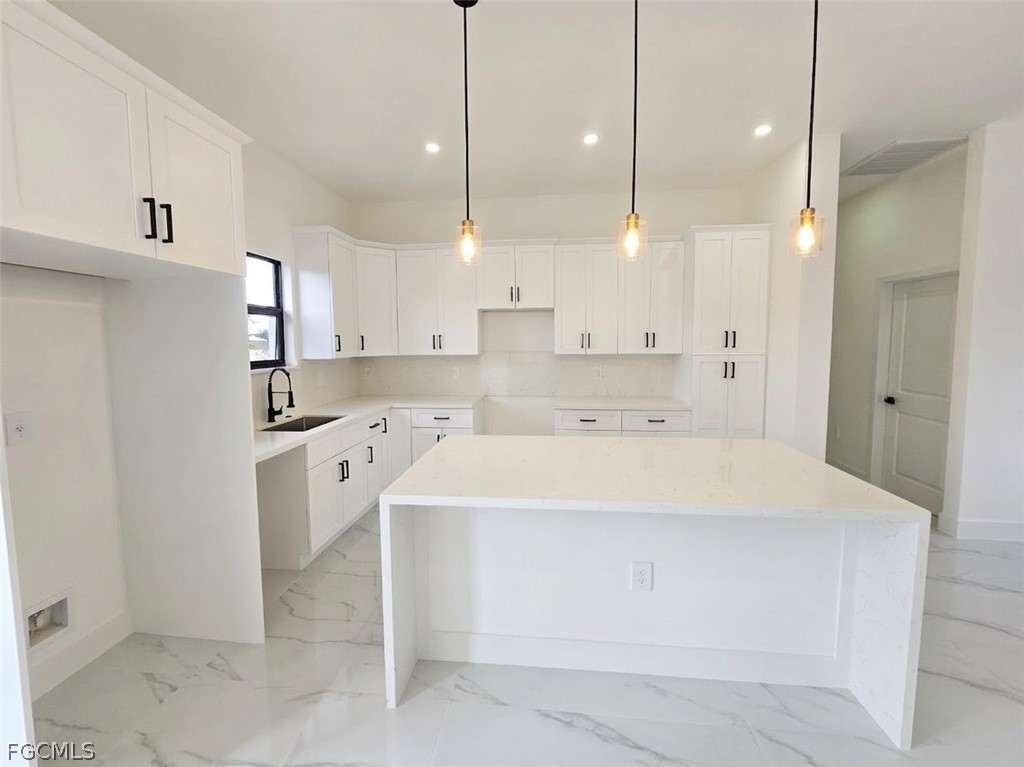 761 Roma Avenue South Lehigh Acres, FL 33974 - Photo 5 of 31