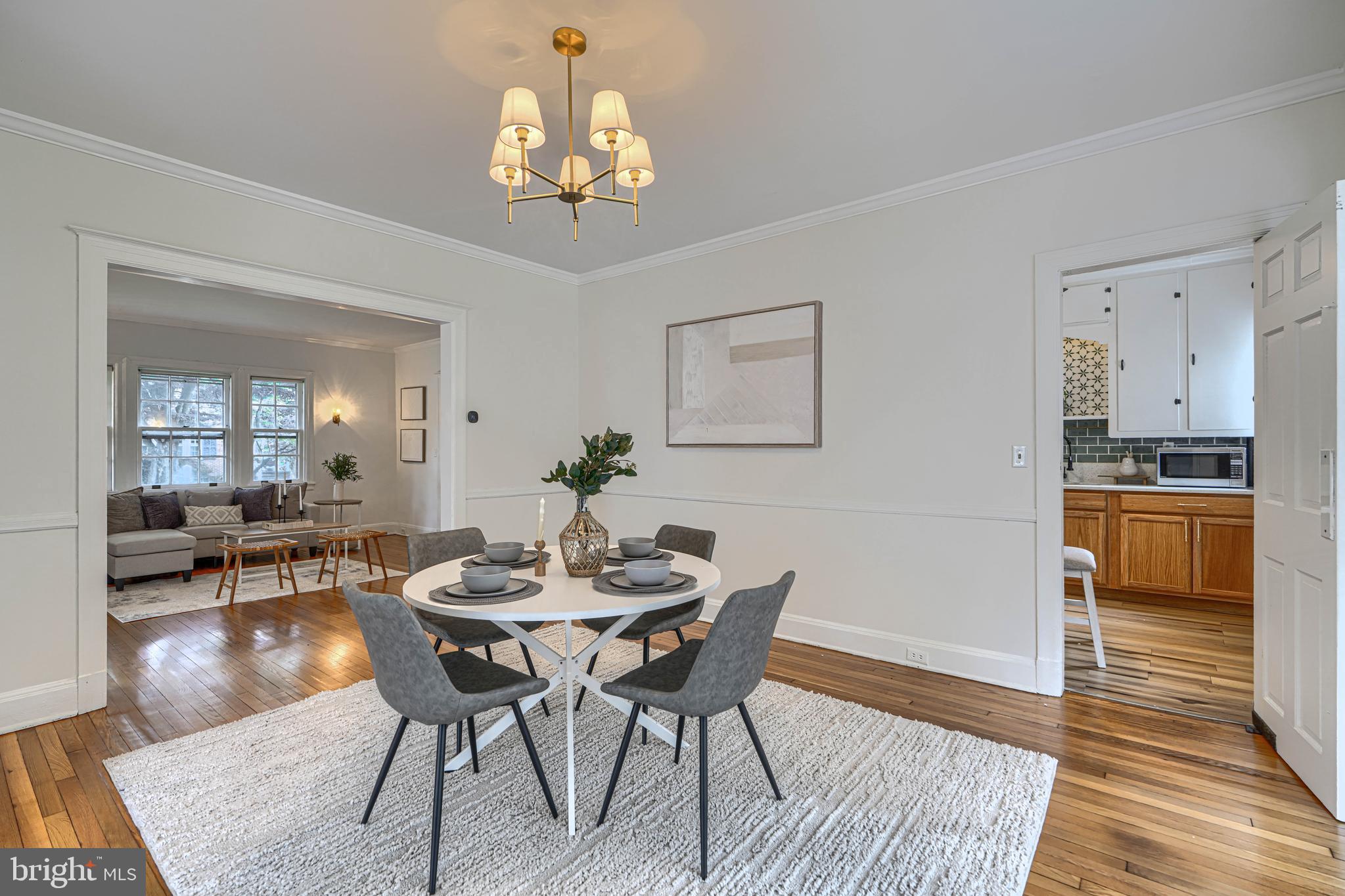 4206 Wickford Road Baltimore, MD 21210 - Photo 23 of 70 Dining room with door to kitchen