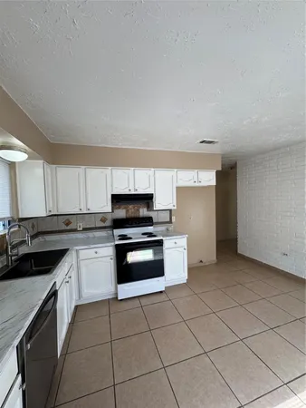 $1,650 | 4435 Brookhead Trail, Houston, TX 77066